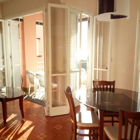 Punta Sole, Vista Mare, Con Giardino Privato, Parcheggio Privato Gratis Daire *