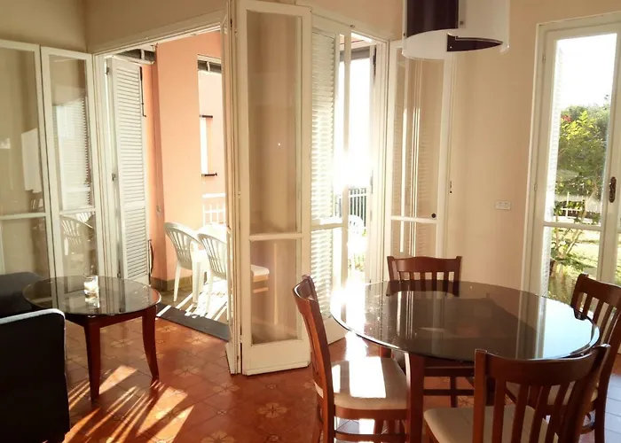 Punta Sole, Vista Mare, Con Giardino Privato, Parcheggio Privato Gratis Daire *